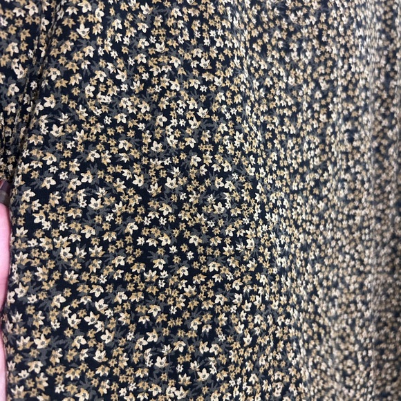 RW&CO floral tshirt xs - Picture 2 of 5